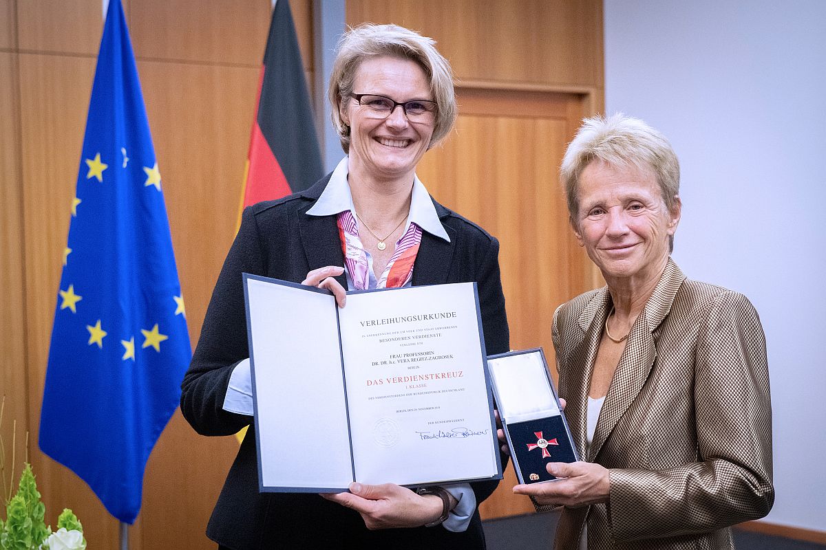 Bundesverdienstkreuz 1. Klasse für Fr. Prof. Dr. Dr. h.c. Vera Regitz-Zagrosek